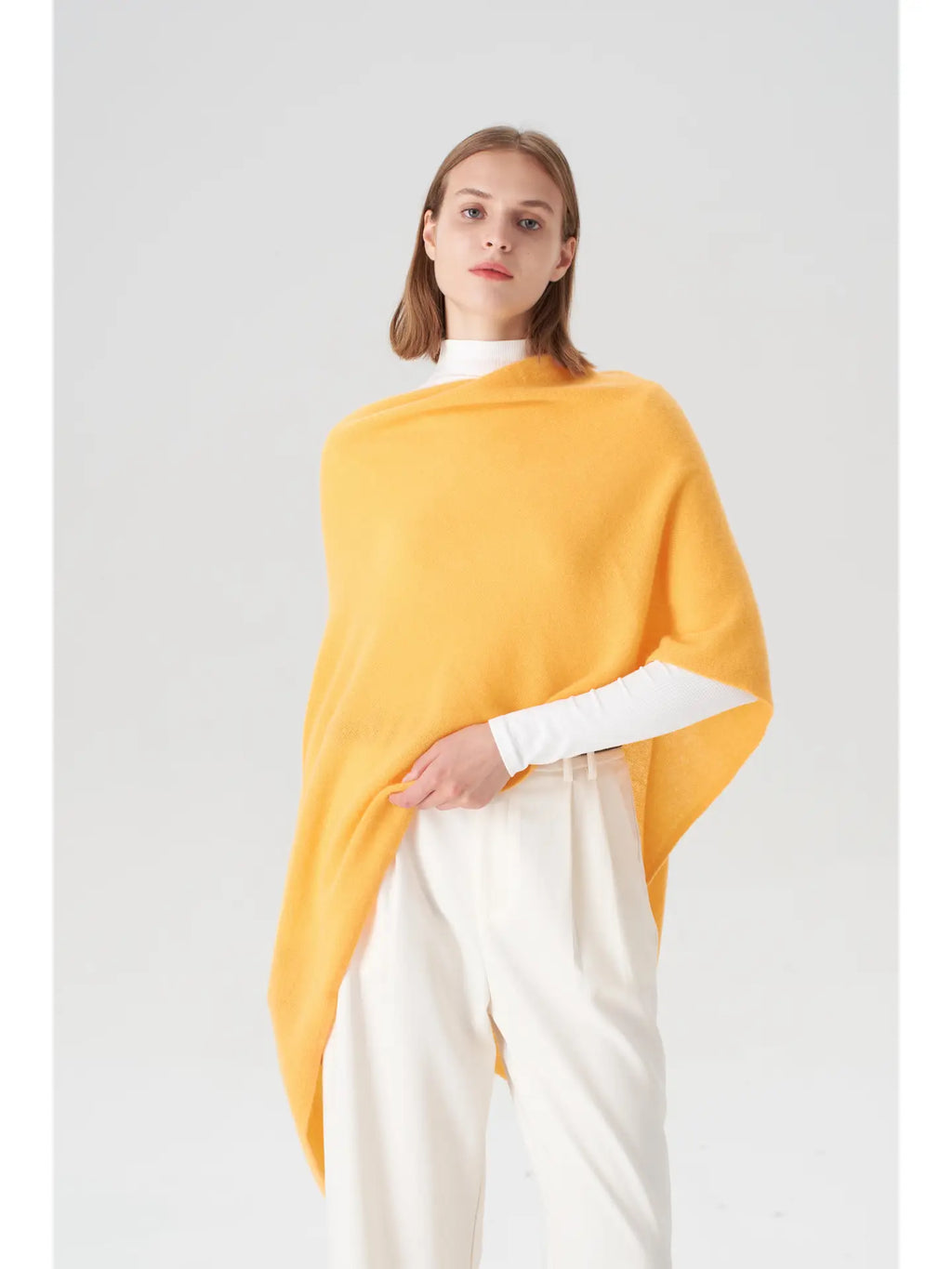Pissenlit Cashmere Topper in Sunflower
