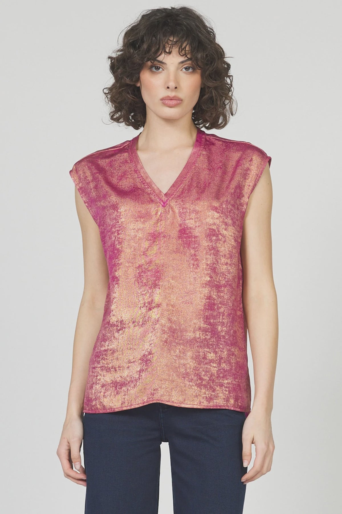 Yanis Top in Beaujolais/Gold