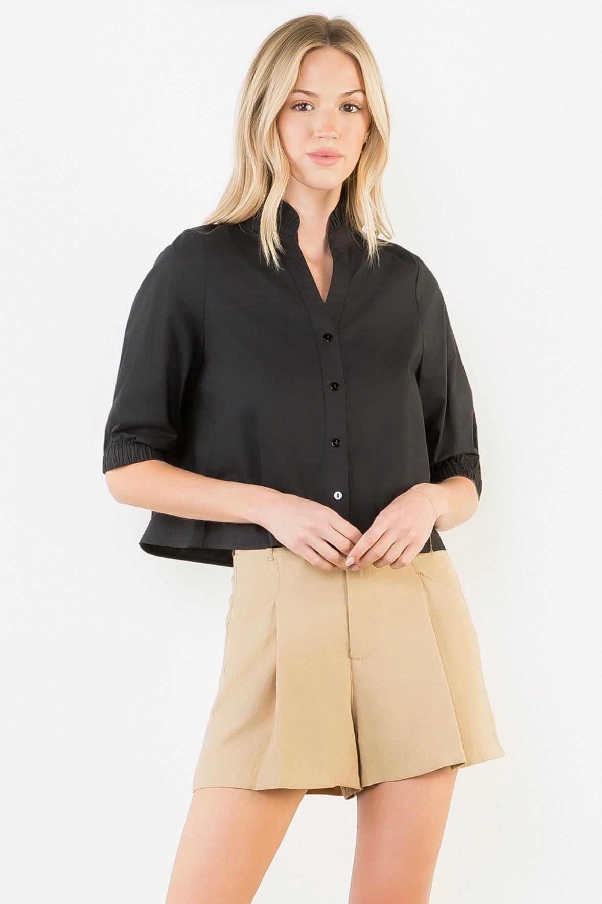 Short Sleeve V-Neck Top in Black