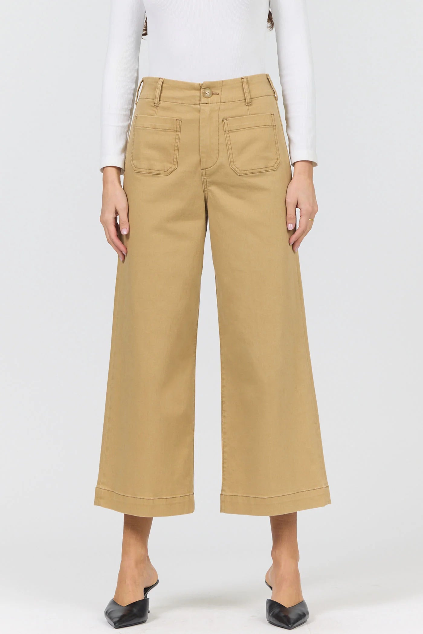 Audrey in Khaki