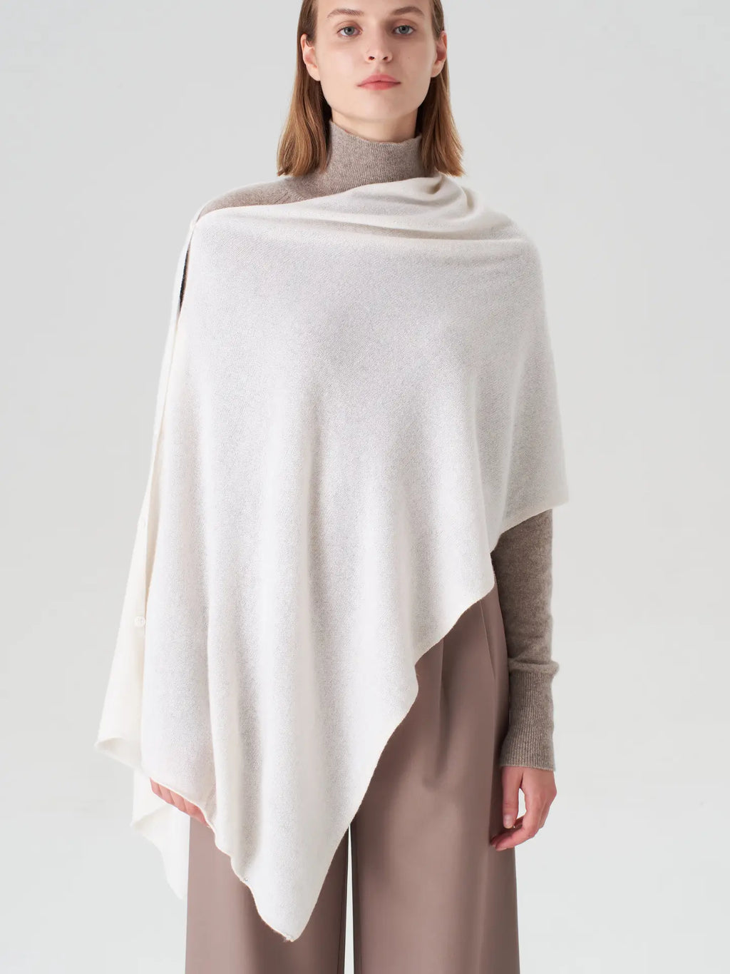 Pissenlit Cashmere Topper in Snow