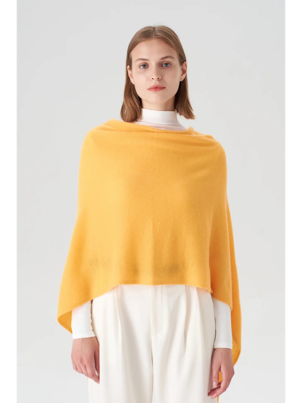 Pissenlit Cashmere Topper in Sunflower