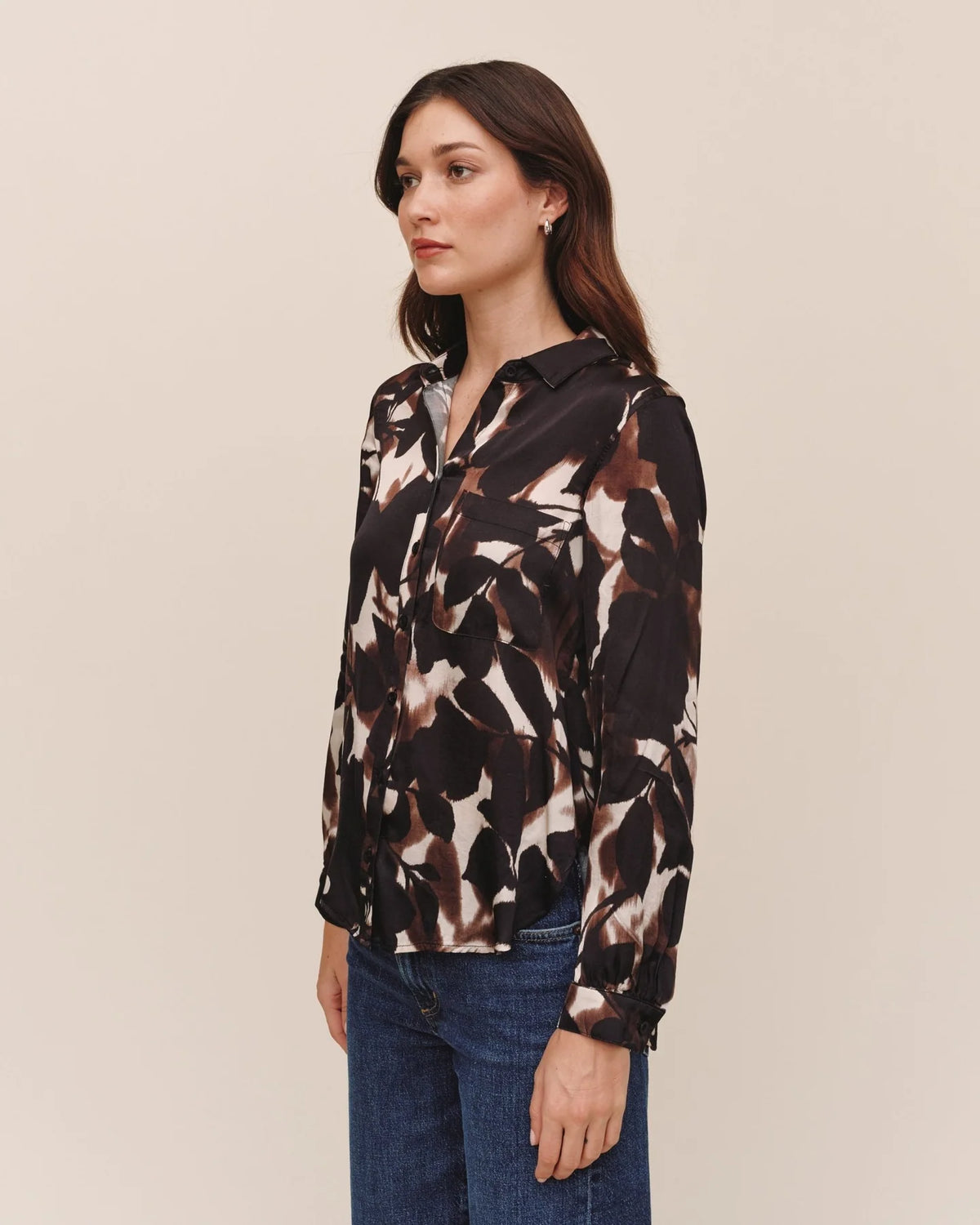 Bella Dahl Long Sleeve Round Hem Button Down - Shadow Floral Print